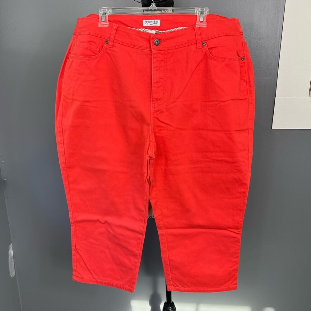 Plus Size St. John’s Bay red cropped high rise jeans with pockets